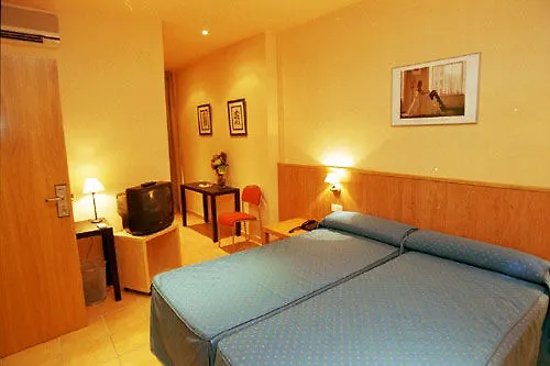 Rambla Hotel 3*